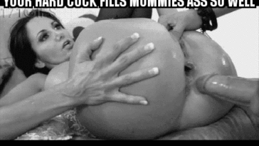 i-liked-witnessing-moms-bootie-gape-from-my-giant-dick