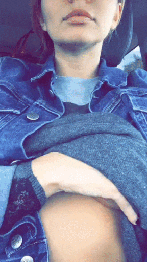 driving-boob-flash-selfie