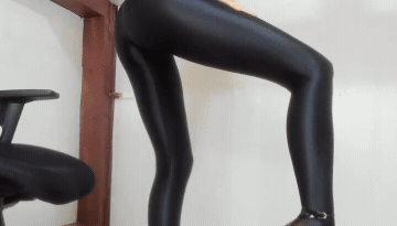 lengthy-legs-in-taut-pants