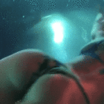 awesome-bum-swimming