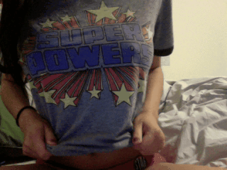 nubile-demonstrating-for-a-web-cam