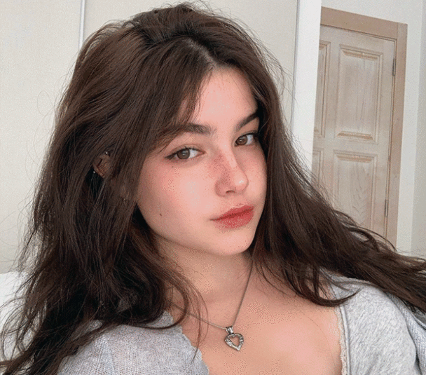 when-he-strapped-her-up,-his-pal-with-a-stiff-on-entered-the-bedroom.-she-didnt-know-that-he-had-traded-his-debt-for-a-lengthy-night-with-his-girlf