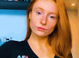 irish-cutie-anna-breast-unveil