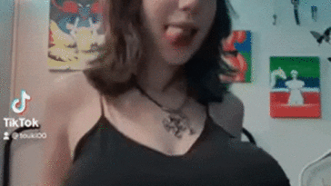 Strawberrymilkerss | PornGif.co