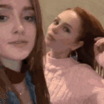 redheads-smooching