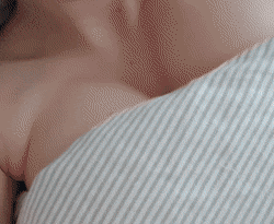 sexy-knockers-with-enormous-rump