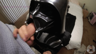 slutty-darth-vader-gives-head