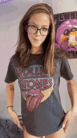 sweetie-with-glasses-flashing-boobies