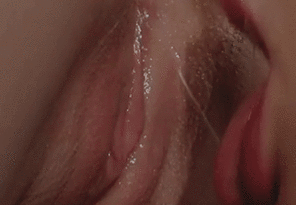 blond-tonguing-moist-pussy