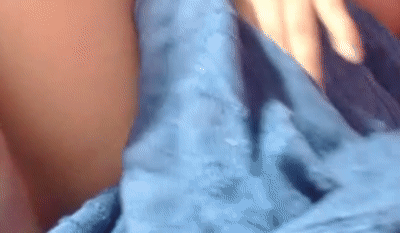 dual-pussy-intrusion-caused-an-explosive-bust