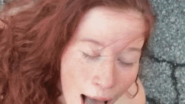 cougar-gets-facial-by-her-car-of-cm410